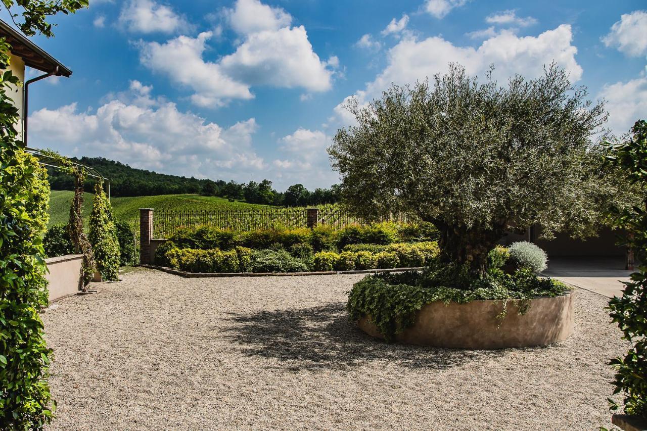 Prime Alture Wine Resort Casteggio Eksteriør billede